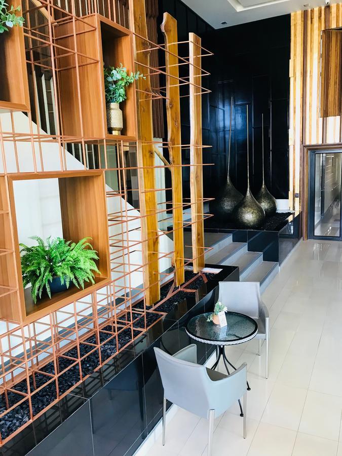 Astra Suites Central 치앙마이 외부 사진