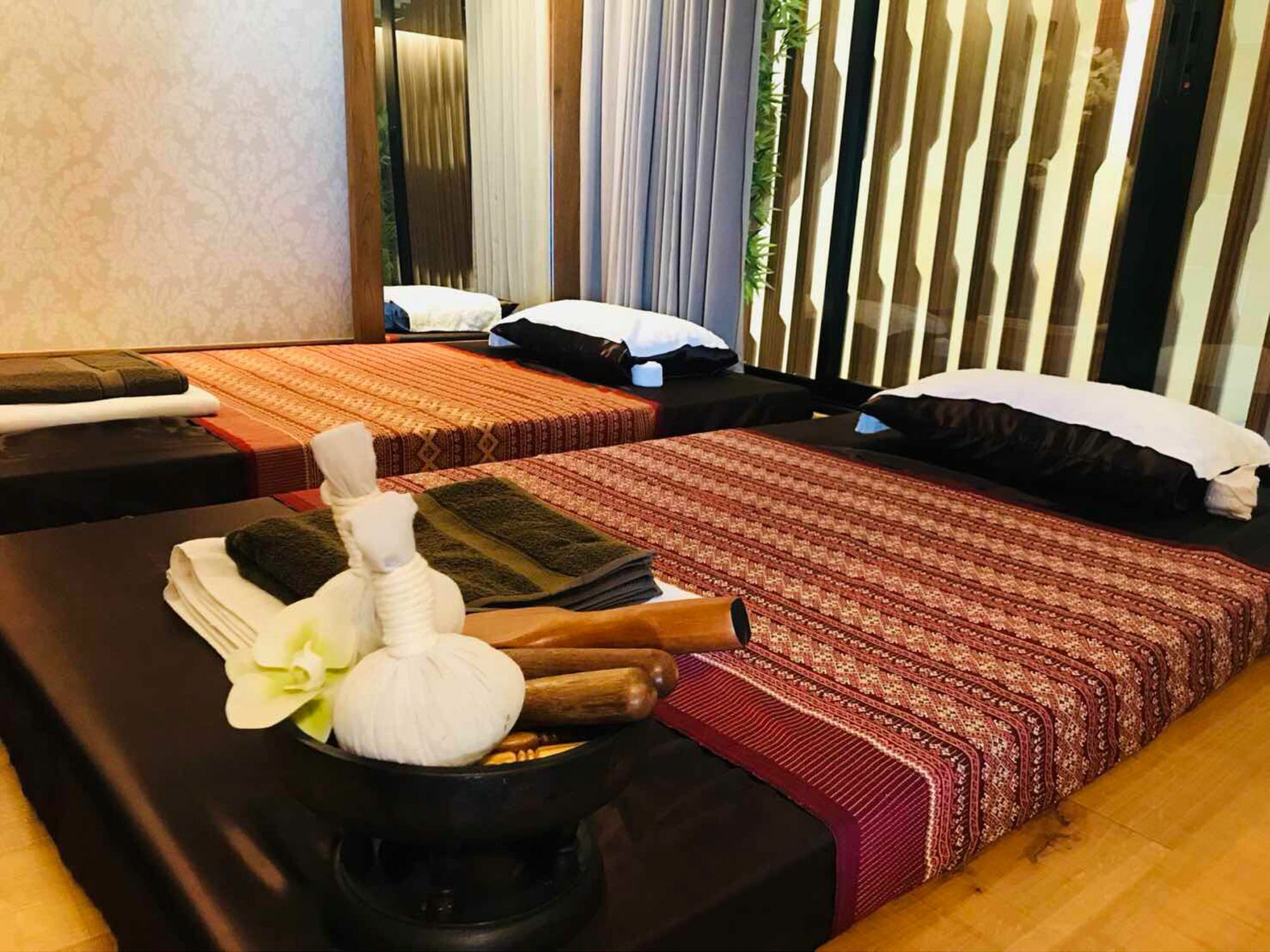 Astra Suites Central 치앙마이 외부 사진